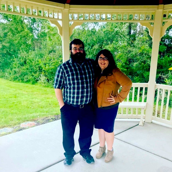 Meet your Posher, Melissa - Picture 1 of 1